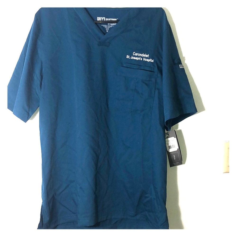 Scrub top